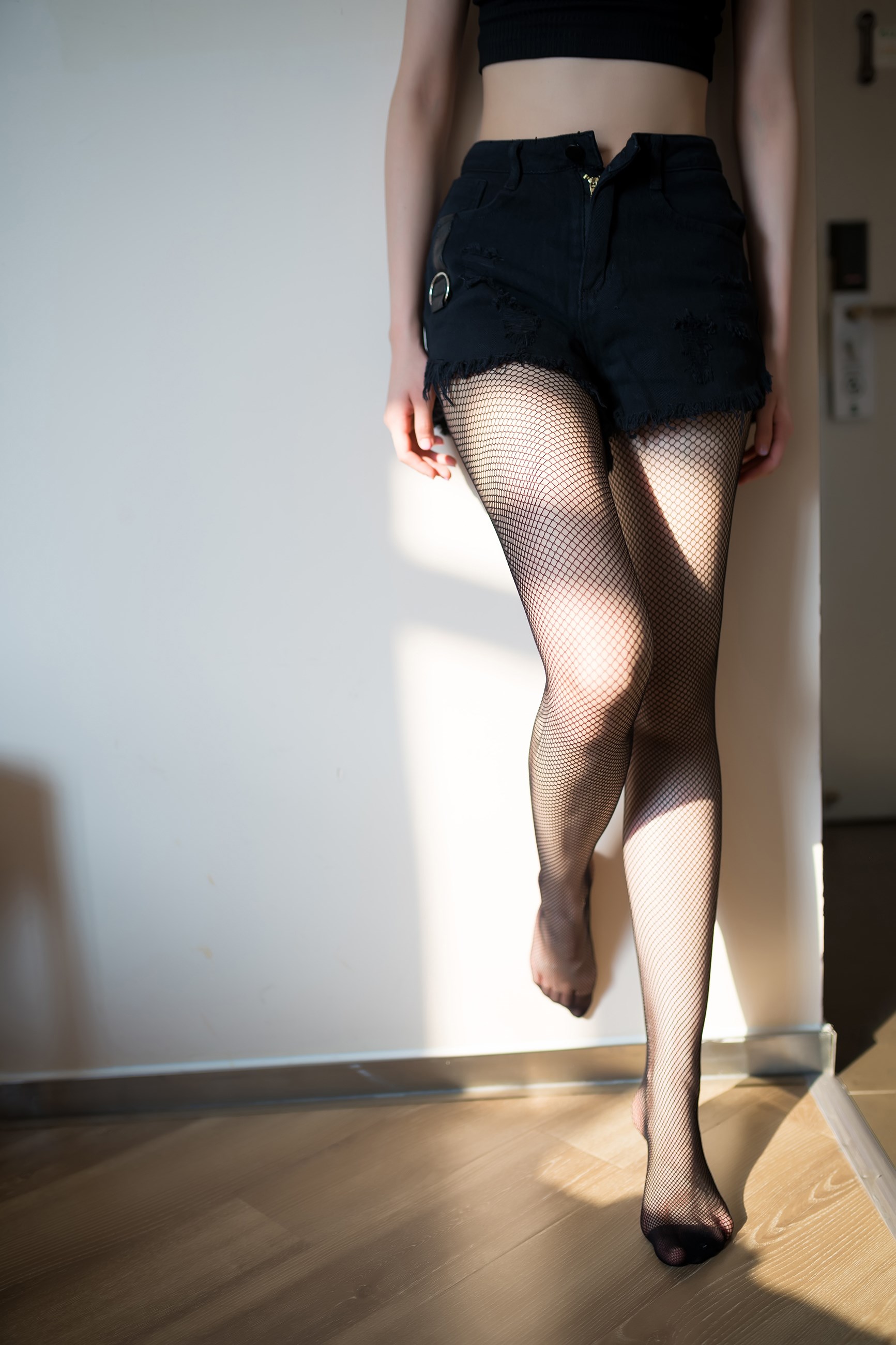 吃瓜黑料深潜录：在夜幕的掩映中挖掘每一段火热情欲与秘密，zzzttt su黑料深海鱼