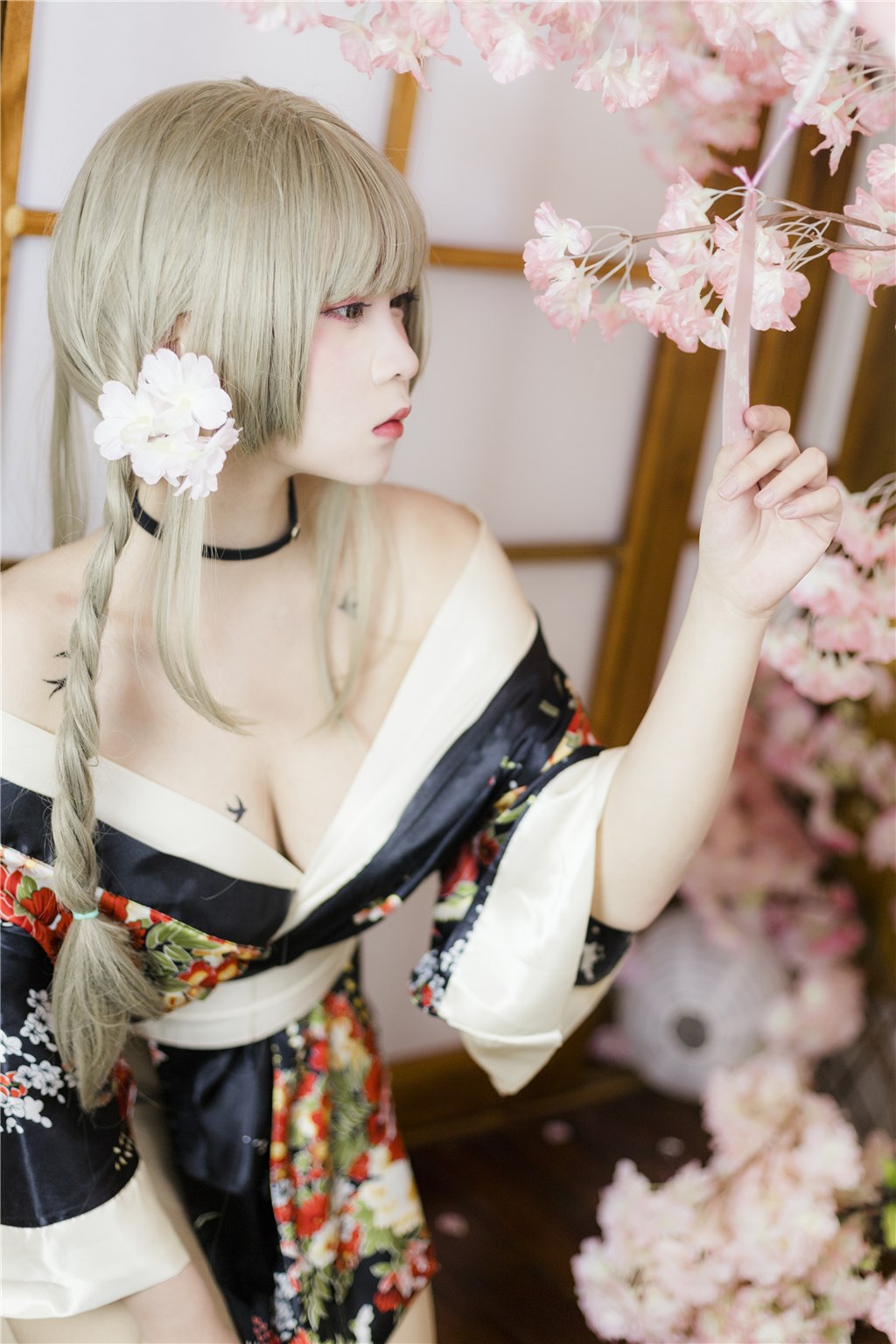 黑料资源独家速递专题：捕捉明星私会中那段低语如何在夜色中化作全网网友心中永恒的秘密情感符号