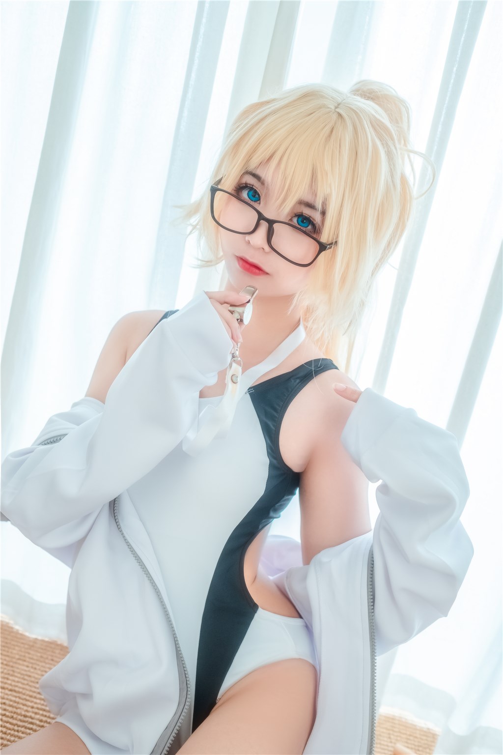 吃瓜资讯夜话实录:在低语中讲述每一道都市黑料与禁断情欲交织的秘密